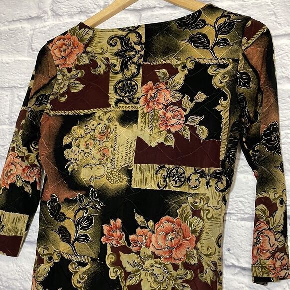BRITTANY Black 3/4 Sleeve Floral and Ribbed Detailed Top Size Unknown - Picture 6 of 8